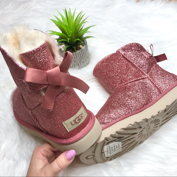 UGG LAST ONE Bailey Bow Rose Pink Glitter Boots - Picture 2 of 8